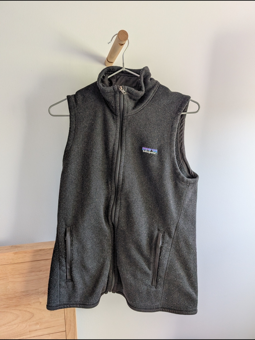 Patagonia Charcoal Gray Sleeveless Fleece Vest